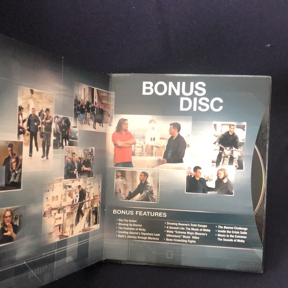 The Bourne Classified Collection Blu-Ray Movies (2016) - Picture 9 of 10